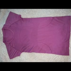 Lululemon Swiftly Tech Short Sleeve size 6 Hyacinth